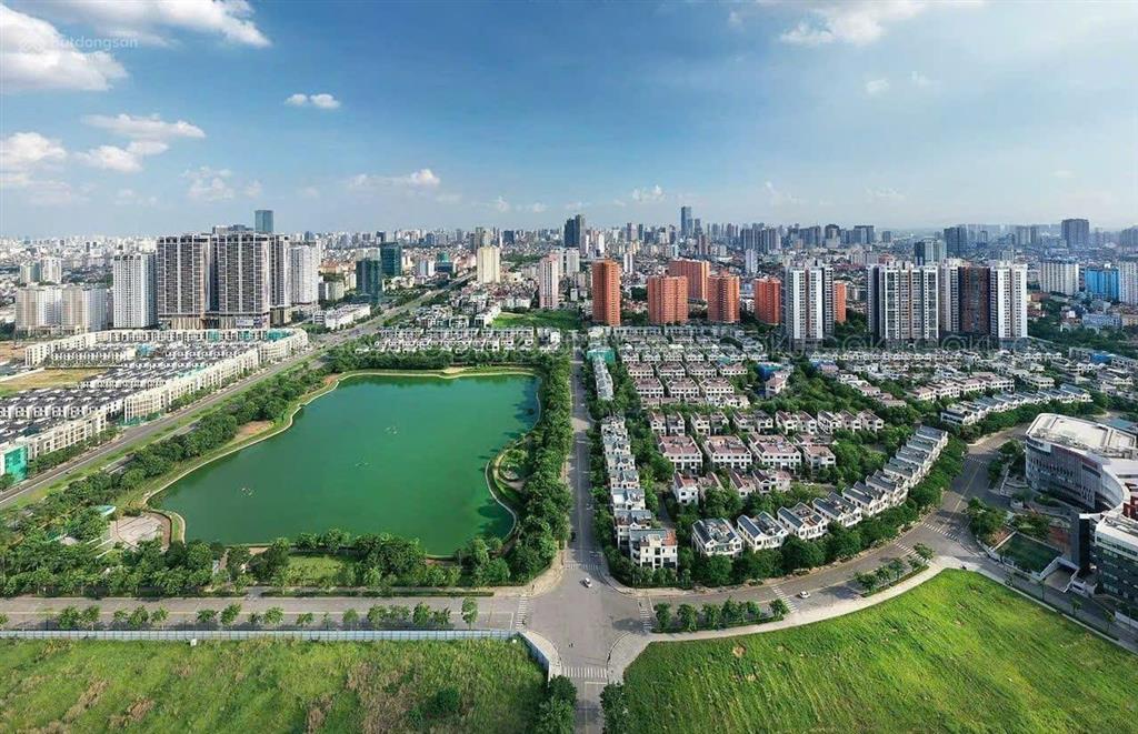 Cần tìm chủ nhân vip cho căn đơn lập góc, view hồ đỉnh, nội thất châu âu  starlake, giá thỏa thuận