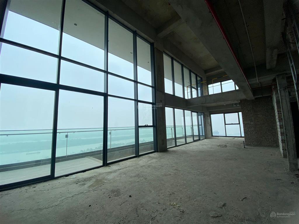 Siêu hiếm! sở hữu ngay căn penthouse rộng đến 495m2 giữa lòng tây hồ, giá chỉ 119tr/m2 [0989 826 ***]