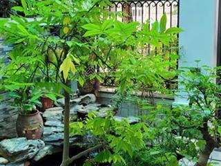 Bán biệt thự mặt phố tô ngọc vân 160m x 5 tầng mt 6.1 mét 100 tỷ tây hồ