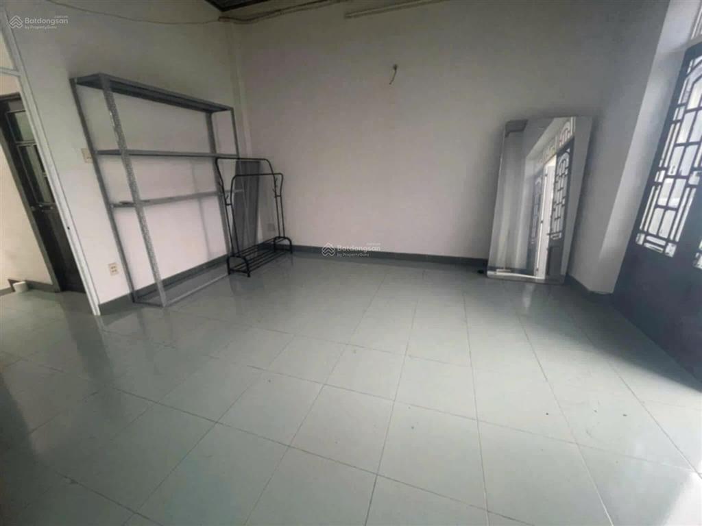 Chính chủ  bán nhà 1 trệt, 2 lầu, 4,5mx13m. ngã tư quang trung phan huy ích phạm văn chiêu, gò vấp