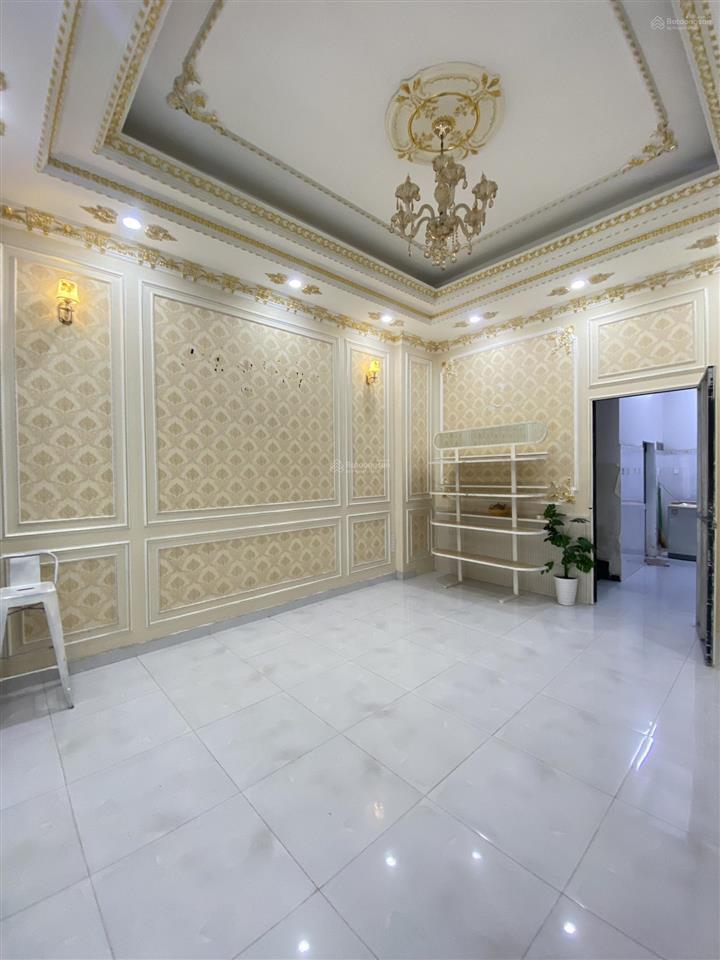 Chính chủ  bán nhà 1 trệt, 2 lầu, 4,5mx13m. ngã tư quang trung phan huy ích phạm văn chiêu, gò vấp