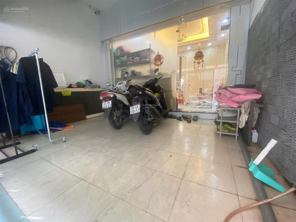 Chính chủ  bán nhà 1 trệt, 2 lầu, 4,5mx13m. ngã tư quang trung phan huy ích phạm văn chiêu, gò vấp
