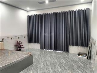 Rẻ sập khu rẻ hơn đối diện 500t hàng thật giá thật. 100% còn 4ty thôi a chị mình phải rất nhanh