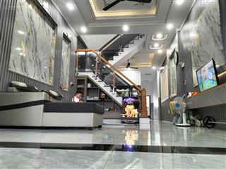 Loa loa gấp lắm mới kịp anh chị ạ giảm mạnh 500tr từ 3,45tỷ còn 3tỷ giá bán gấp trong 10ngày thôi ạ