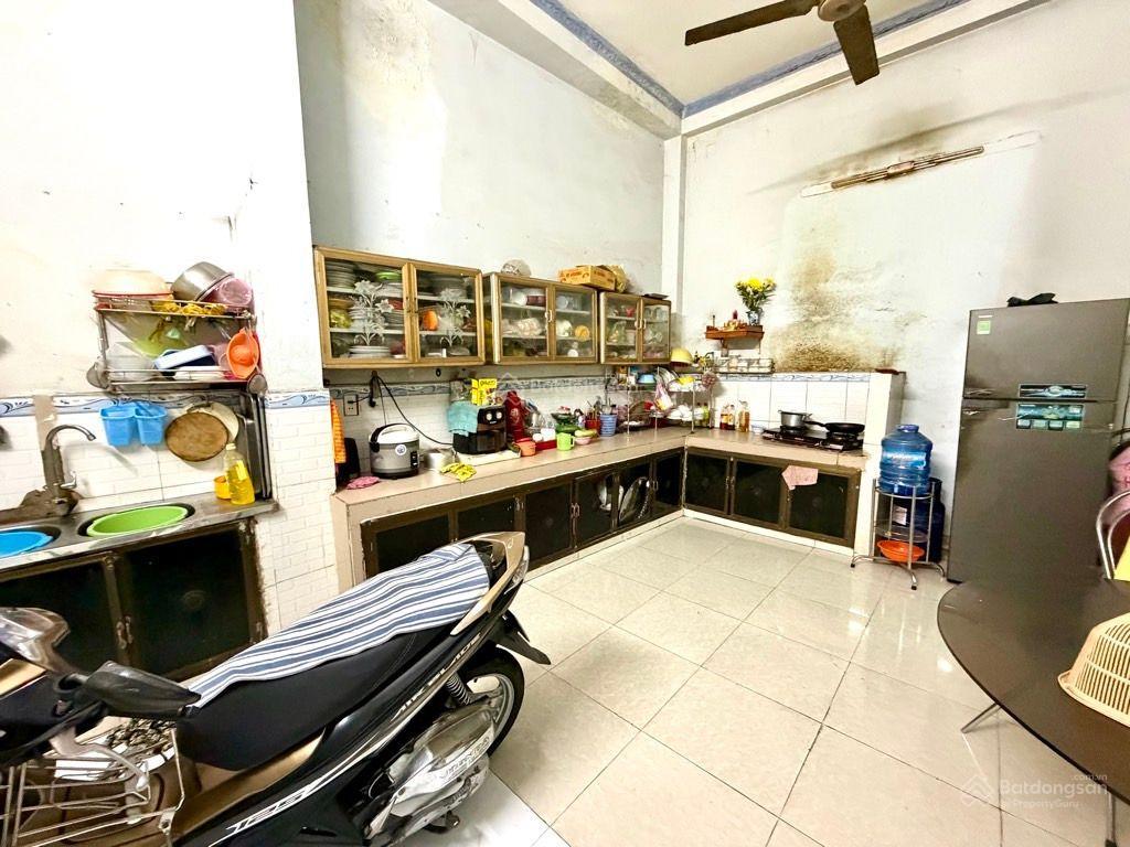 Bán nhà 2 tầng 191m2 sát mt đường tô ngọc vân, thạnh xuân q12, chỉ 58tr/m2, ôtô quay đầu