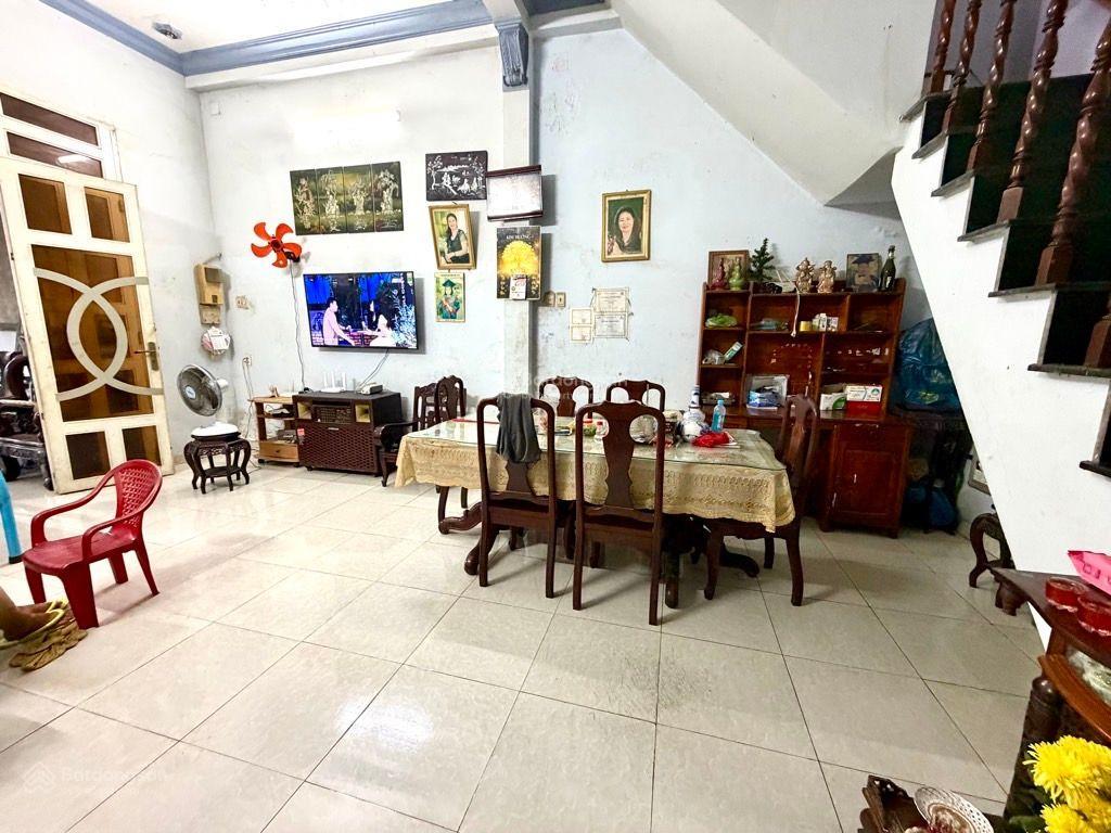 Bán nhà 2 tầng 191m2 sát mt đường tô ngọc vân, thạnh xuân q12, chỉ 58tr/m2, ôtô quay đầu