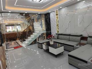 Bán nhà 4 tầng mới ở ngay full nội thất đường tl27, phường thạnh lộc, q12,62m(4x15,5). hẻm ôtô.