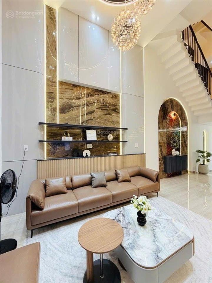 Bán nhà mới 5 tầng dọn vào ở ngay full nội thất đường tx33 phường thạnh xuân,q12, 62m(4x15).hẻm 7m