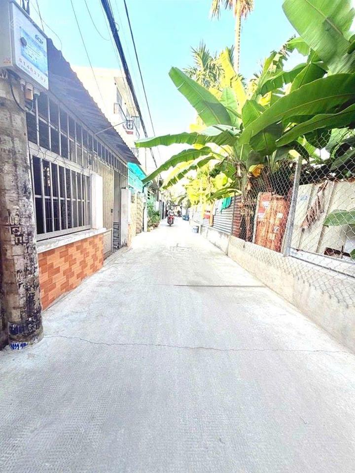 Bán nhà 1,5 tầng đường tl19, phường thạnh lộc, q12,dt 46m(4x13). hẻm ôtô, nhỉnh 3 tỷ