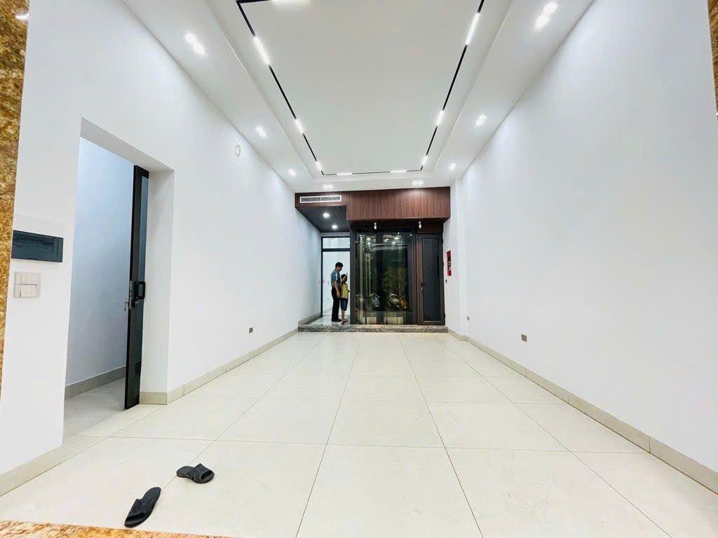 NHÀ TÂY SƠN – Ô TÔ – VỈA HÈ – KINH DOANH ĐỈNH - THANG MÁY - 27.6 tỷ