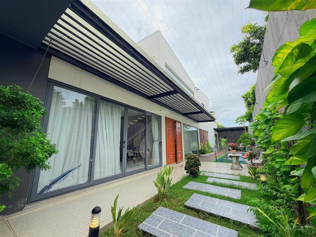 Biệt thự nghỉ dưỡng giữa trung tâm mỹ tho hàng hiếm ngang 10x59m