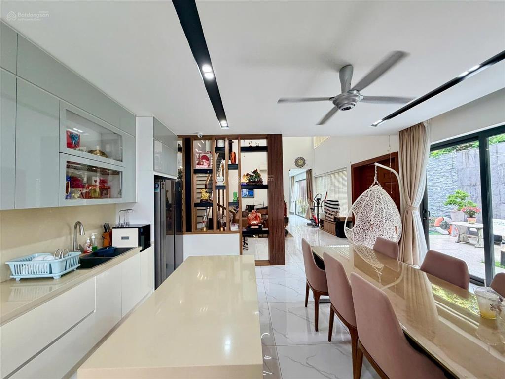 Biệt thự nghỉ dưỡng giữa trung tâm mỹ tho hàng hiếm ngang 10x59m