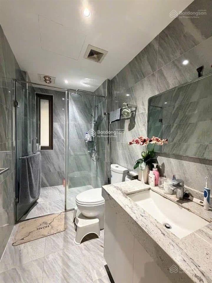 Mặt phố hòe nhai, ba đình, 45m  mt 4,8m  6t thang máy, vỉa hè rộng, kinh doanh đỉnh cao