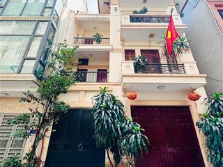 Bán nhà 89m  phân lô phố trần quang diệu, đống đa  ô tô tránh  vỉa hè rộng, mặt tiền khủng, kd.