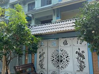 Bán liền kề a20 kđt geleximco lê trọng tấn 105m 4 tầng giá 23,3 tỷ