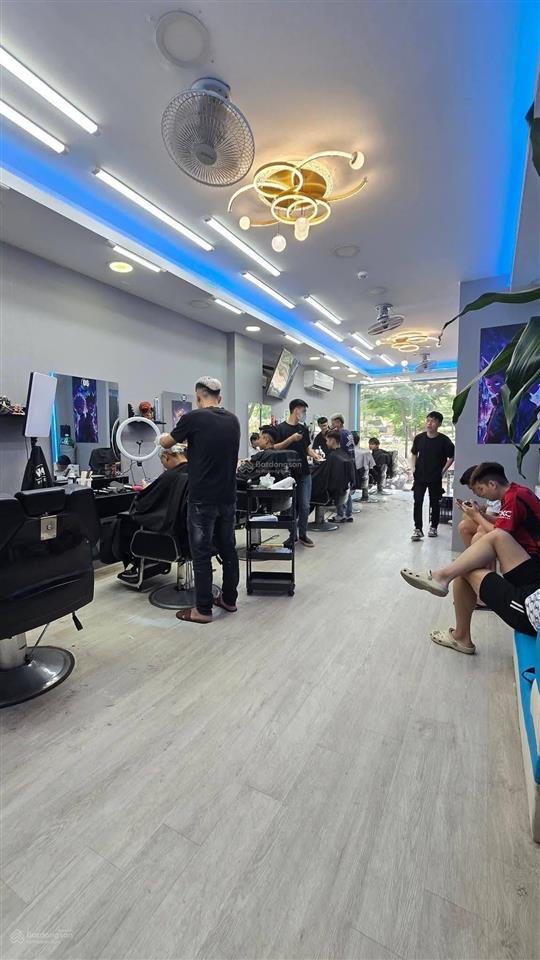 Siêu phẩm mặt phố nguyễn khang 8 tầng thang máy dòng tiền 70 triệu/tháng giá 47,5 tỷ