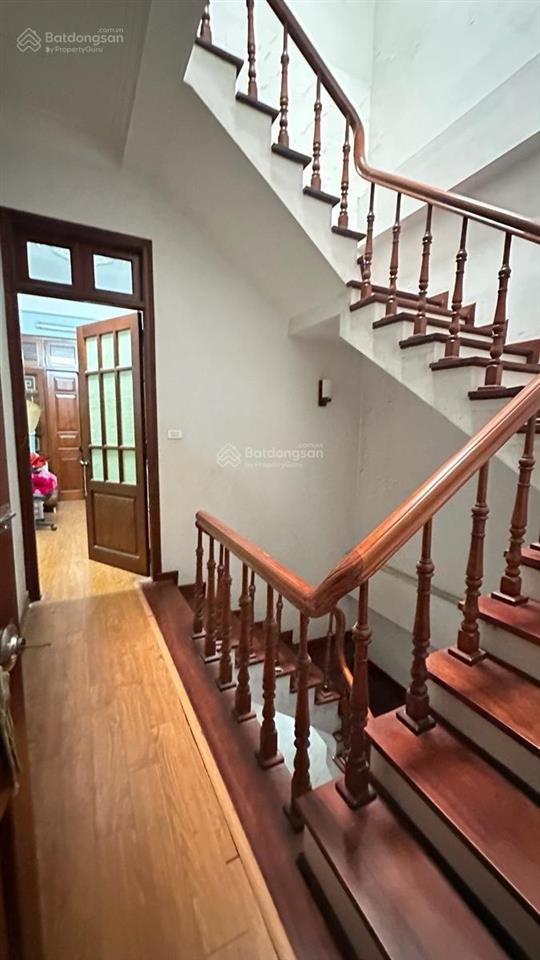 Bán nhà kim giang hoàng mai, 100m2  mt 5m, ô tô vào nhà, 20m ra phố, phù hợp văn phòng, ccmn
