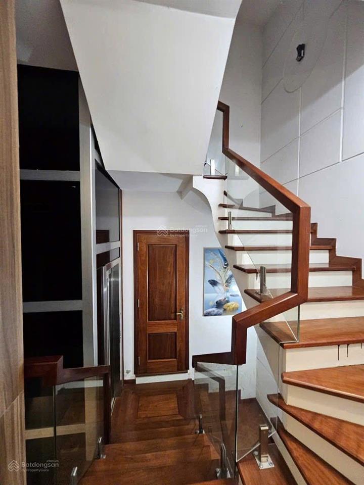Phân lô pháo đài láng, đống đa 56/60m2 6t lô góc  thang máy  ô tô tránh, kinh doanh giá 24,8 tỷ