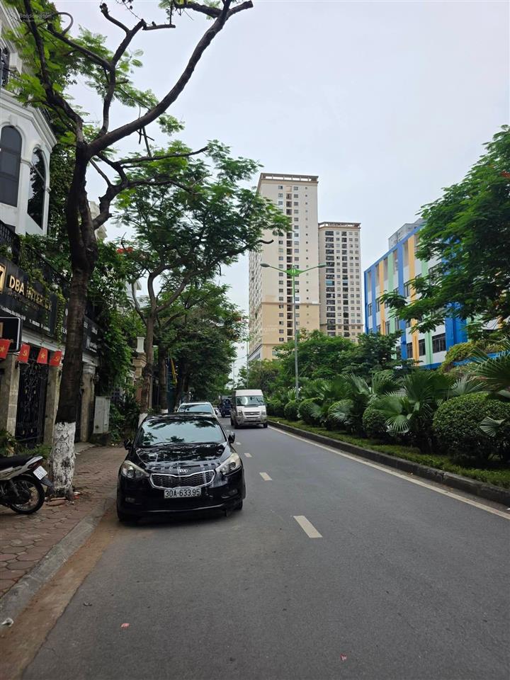 Mặt đường đôi kđt phùng khoang  khu nhà ở quốc hội 145m²  thang máy  mặt tiền 9,5m  73,2 tỷ