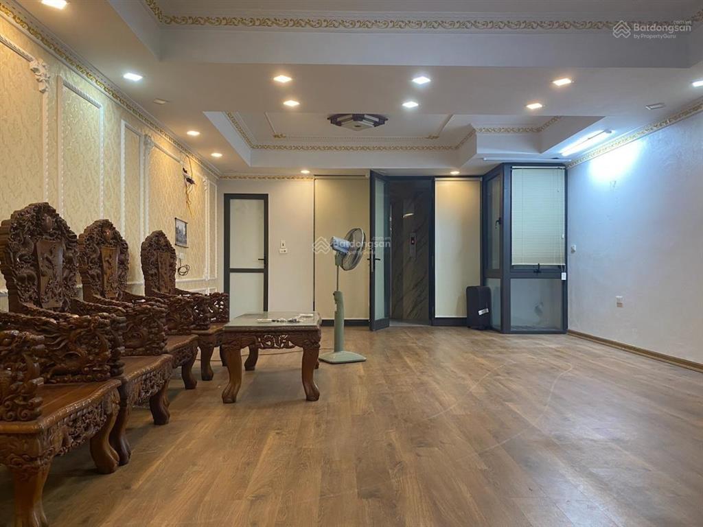7 tầng thang máy, sát hồ linh quang, đống đa, ô tô tránh, mt rộng 5,3m  giá 20,5 tỷ
