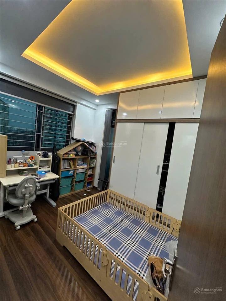 Ccn01 trần quý kiên cầu giấy 60m 2pn full nội thất sổ đỏ 4,6 tỷ