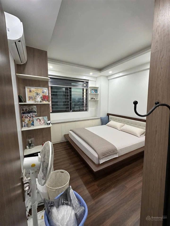 Ccn01 trần quý kiên cầu giấy 60m 2pn full nội thất sổ đỏ 4,6 tỷ