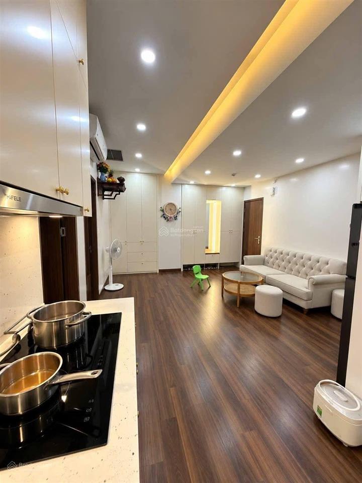 Ccn01 trần quý kiên cầu giấy 60m 2pn full nội thất sổ đỏ 4,6 tỷ