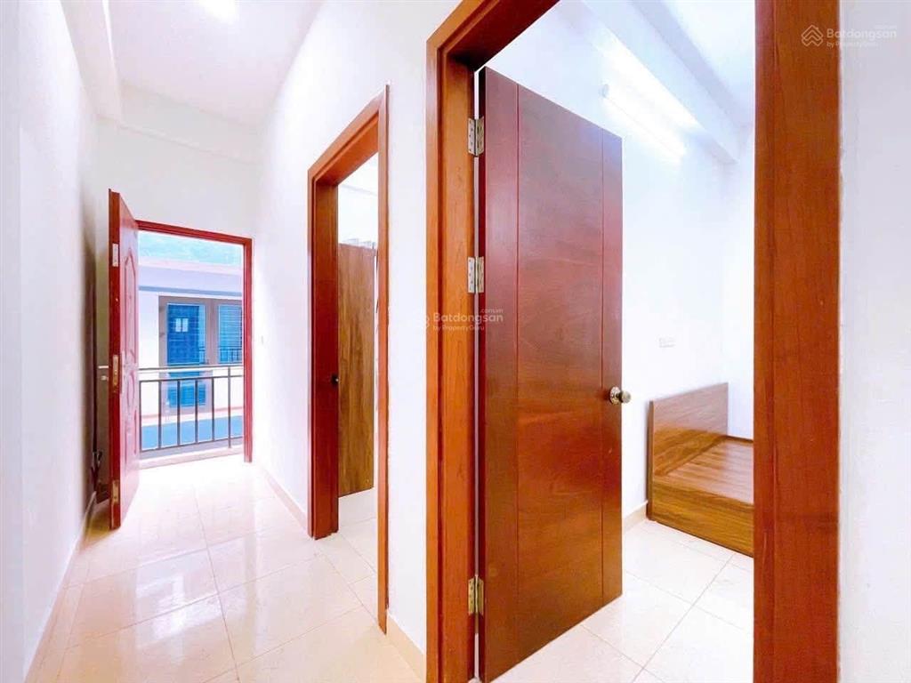 Hoàng quốc việt, cầu giấy, phân lô, ô tô | 65m2 | 5 tầng | mt 5m | giá 19,8 tỷ