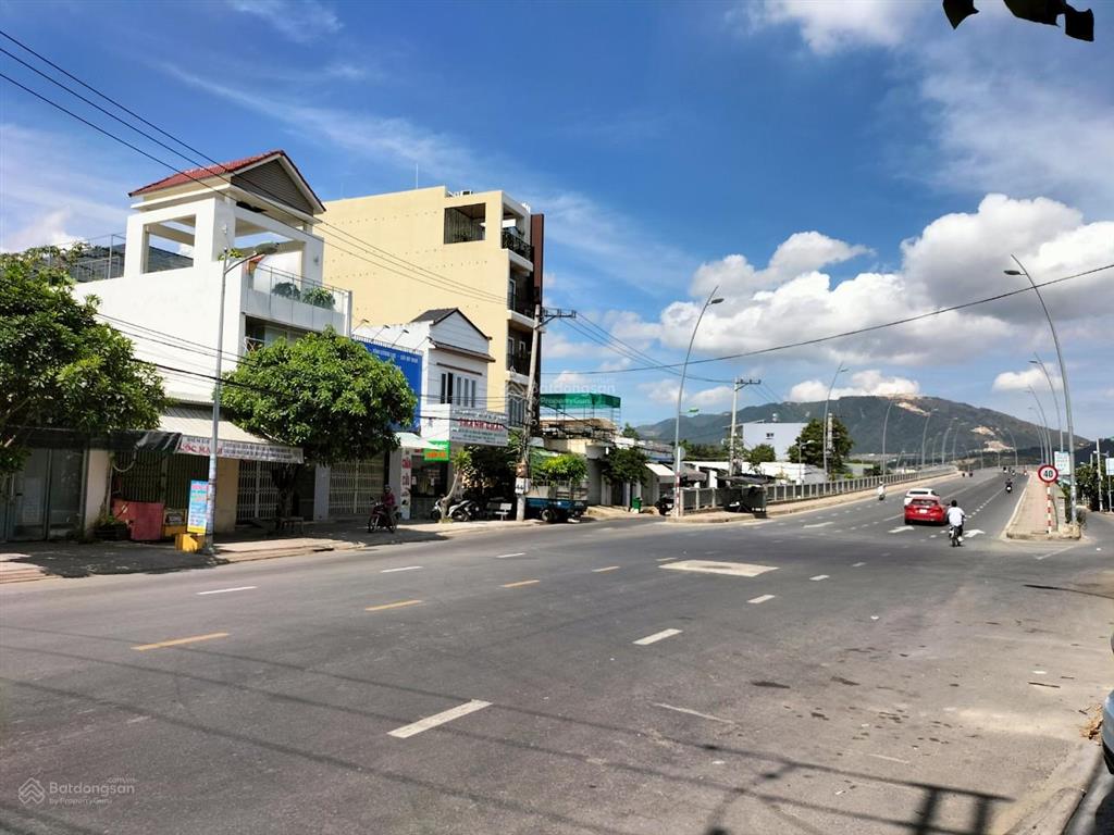 Bán lô đất 95,8m2 mặt tiền phong châu, phước hải, nha trang, ngang 5m. giá 90tr/m2