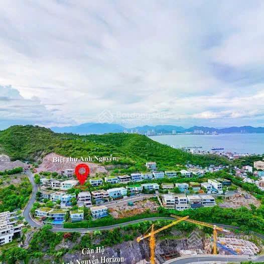 Biệt thự anh nguyễn, nha trang. view biển cực kỳ hùng vĩ. sổ hồng đã hoàn công. giá 150tr/m2