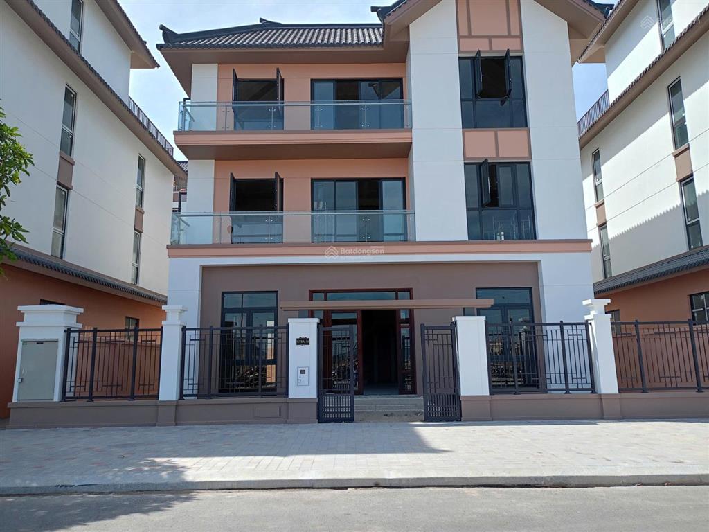 Biệt thự vinhomes, trần phú nha trang, ngay cạnh kđt an viên. dt 240m2. sở hữu lâu dài. giá 37,8 tỷ
