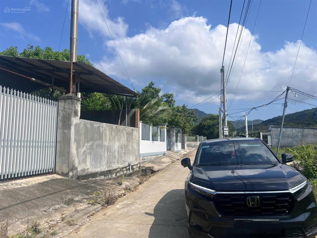 Nhà xưởng thôn đắc lộc, vĩnh phương, bắc nha trang. dt 527m2, ngang 26m (gần 500m2 thổ). giá 3,5 tỷ
