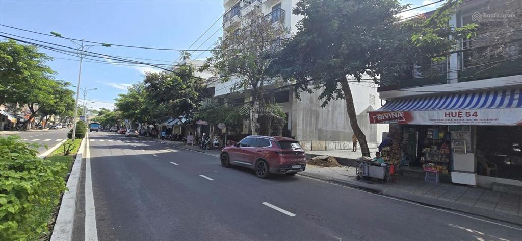 Bán lô đất cực đẹp, mặt tiền trần phú, p. nha trang. dt 287,4m² (xây được 22 tầng) giá 85 tỷ đồng