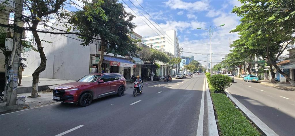 Bán lô đất cực đẹp, mặt tiền trần phú, p. nha trang. dt 287,4m² (xây được 22 tầng) giá 85 tỷ đồng