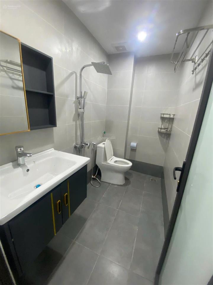 Rẻ nhất cương kiên và đỗ đức dục 5 tầng 31m2, hướng nam, gần hồ đồng bông 2, chân 3 tòa vinaconex3