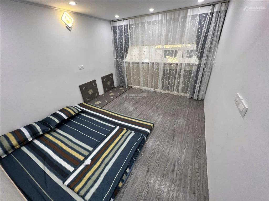 35m2 dân xây 1,5 tầng , ngay chân chung cư vinaconex 3 , bên cạnh hồ đồng bông 2. cách 3 nhà ra phố