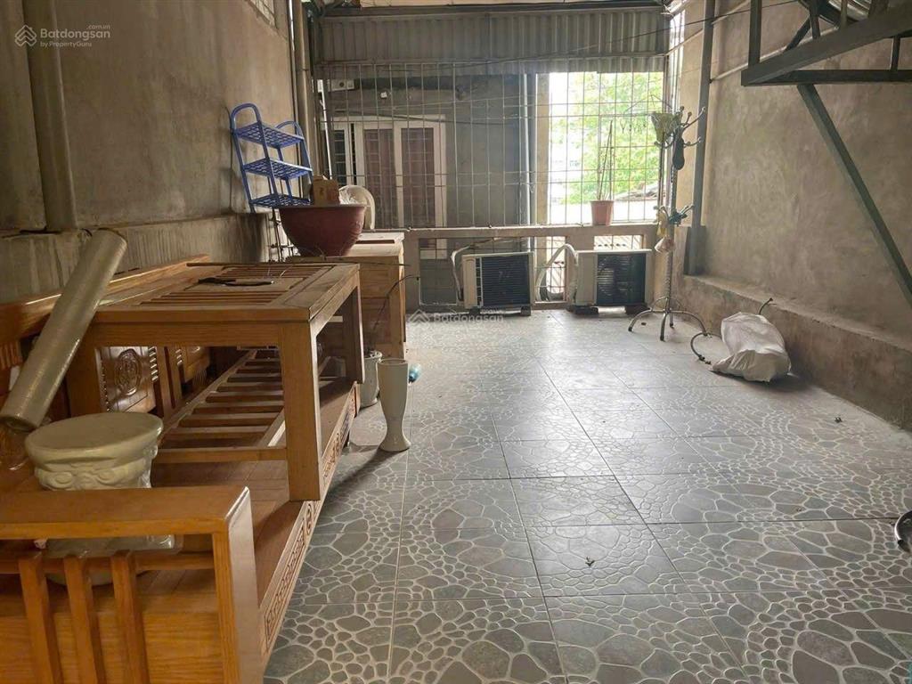 Trung văn cho thuê nhà 4 tầng 3pn 2wc, 50m ra ô tô, gần hồ, gần trường liên cấp 1,2,3 trung văn