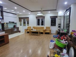 Chính chủ gửi cho thuê căn góc 3pn 118m2 intracom, full nội thất đẹp long lanh, giá chỉ 12tr900
