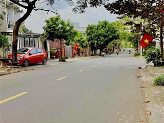 Bán lô đât đẹp mặt tiền tôn đản  quận cẩm lệ  gần cầu vượt hoà cầm