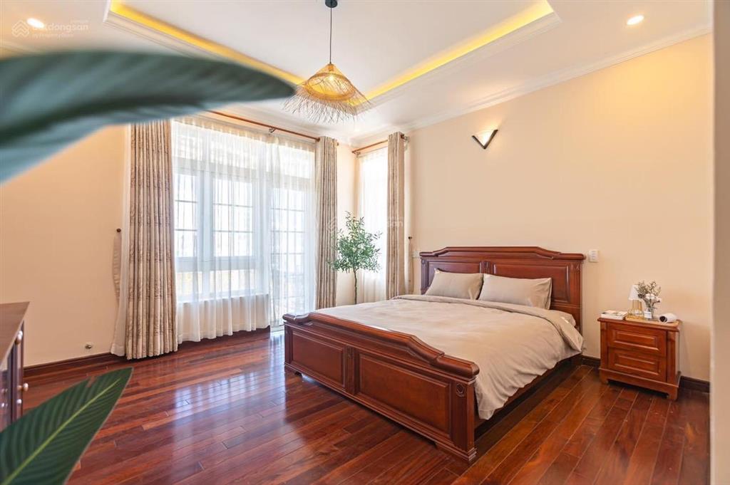 Biệt thự vị trí đẹp kqh golf valley  trung tâm tp đà lạt