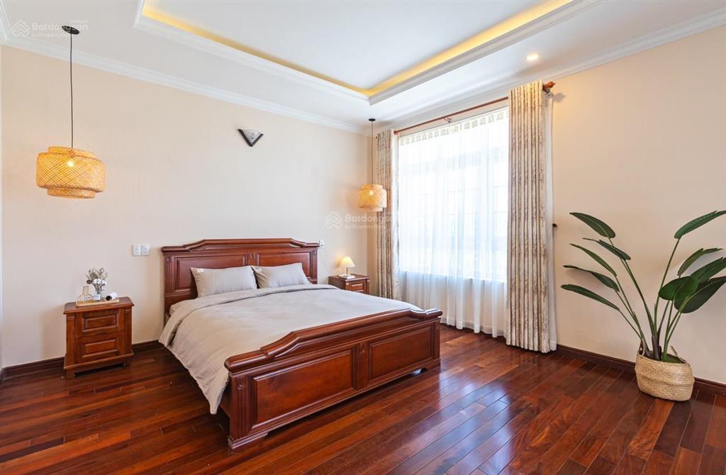 Biệt thự vị trí đẹp kqh golf valley  trung tâm tp đà lạt