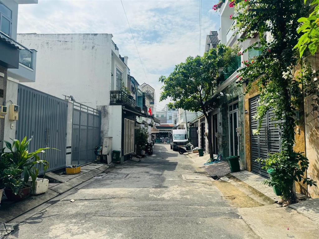 Bán nhà hẻm 7m đường phú thọ hoà  tân phú, dt  4x17m  2 lầu st. giá 8 tỷ