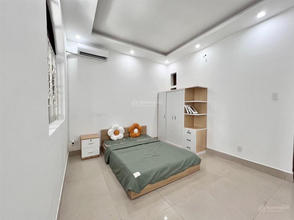 Cho thuê ch 1pn, 1wc giá cực chất 6.9 triệu/th, 50m2 tại nguyễn sơn, 2 cửa sổ lớn full nội thất
