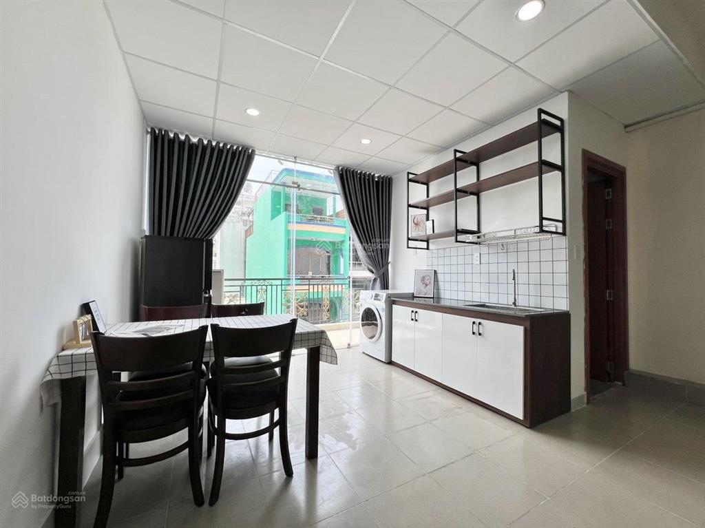 Cho thuê ch 1pn, 1wc giá cực chất 6.9 triệu/th, 50m2 tại nguyễn sơn, 2 cửa sổ lớn full nội thất