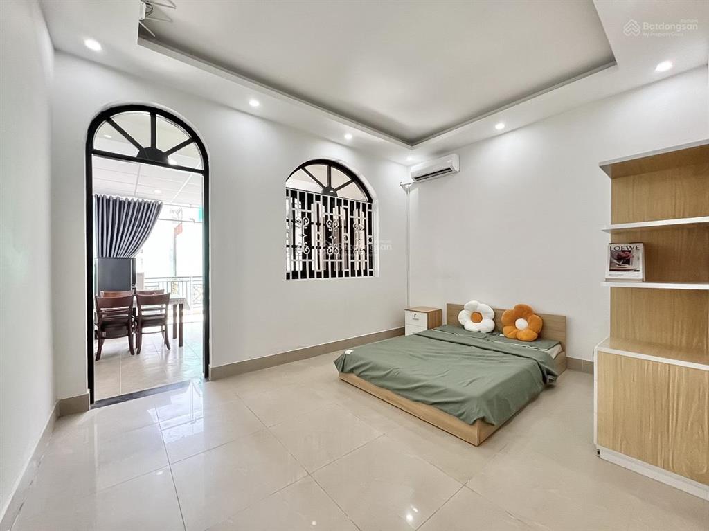 Cho thuê ch 1pn, 1wc giá cực chất 6.9 triệu/th, 50m2 tại nguyễn sơn, 2 cửa sổ lớn full nội thất