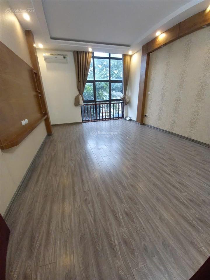 Chính chủ cho thuê nhà ngõ 55 đỗ quang, nguyễn thị định. dt 90m2 x 5 tầng, mt 7m, giá 28tr/ tháng.