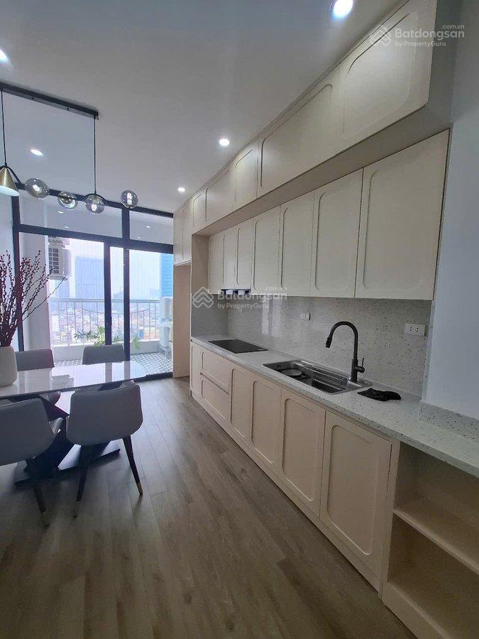 Nhỉnh 5 tỷ. chính chủ bán căn hộ chung cư nam trung yên,2 ngủ, 60m2, full nội thất,yên hòa,cầu giấy