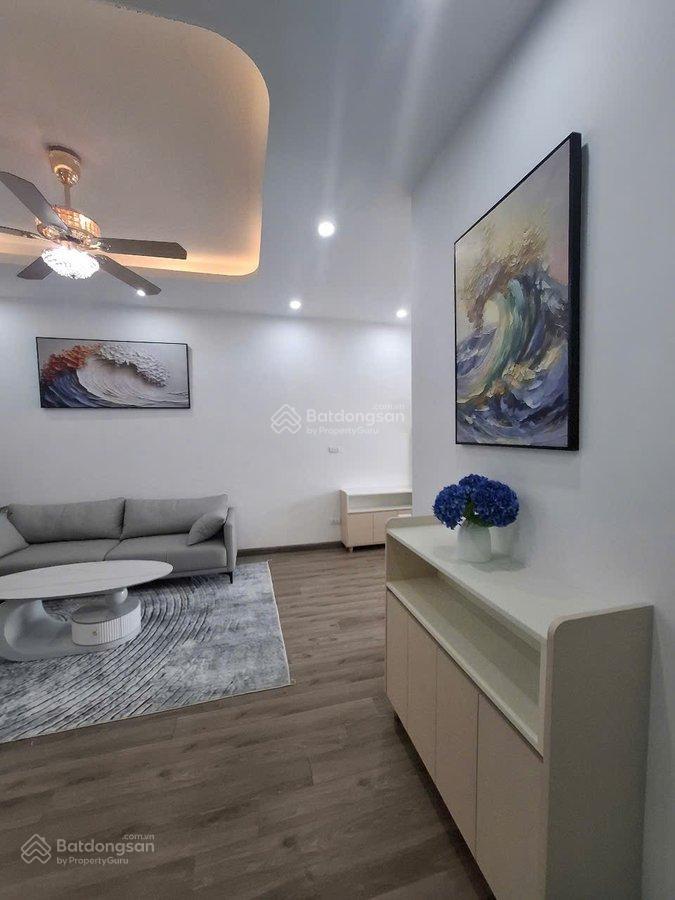 Nhỉnh 5 tỷ. chính chủ bán căn hộ chung cư nam trung yên,2 ngủ, 60m2, full nội thất,yên hòa,cầu giấy