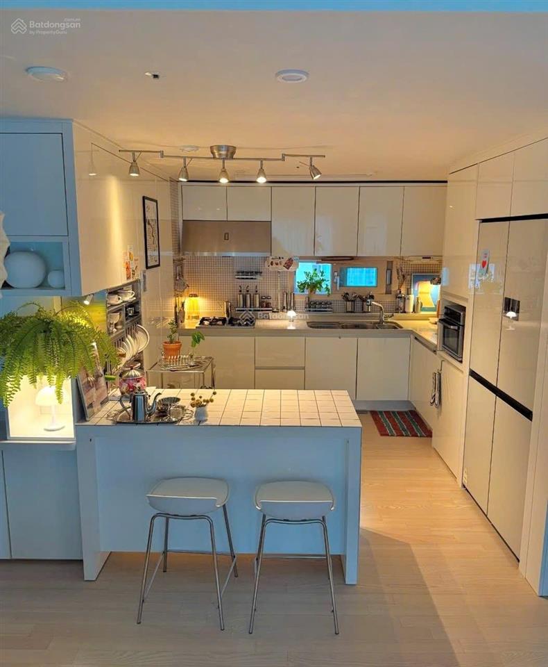 Hiếm, bán căn hộ chung cư hoàng đạo thúy, 58m2, 3 ngủ, 5.35 tỷ,trung hòa, nhân chính, cầu giấy.