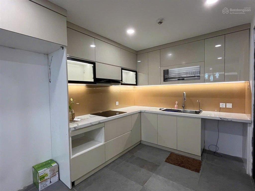 Bán căn hộ chung cư 62m2, 2 ngủ, 4,5 tỷ, nam trung yên, mạc thái tổ, nguyễn chánh, cầu giấy.